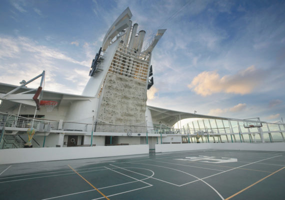 Лайнер «Explorer of the Seas»